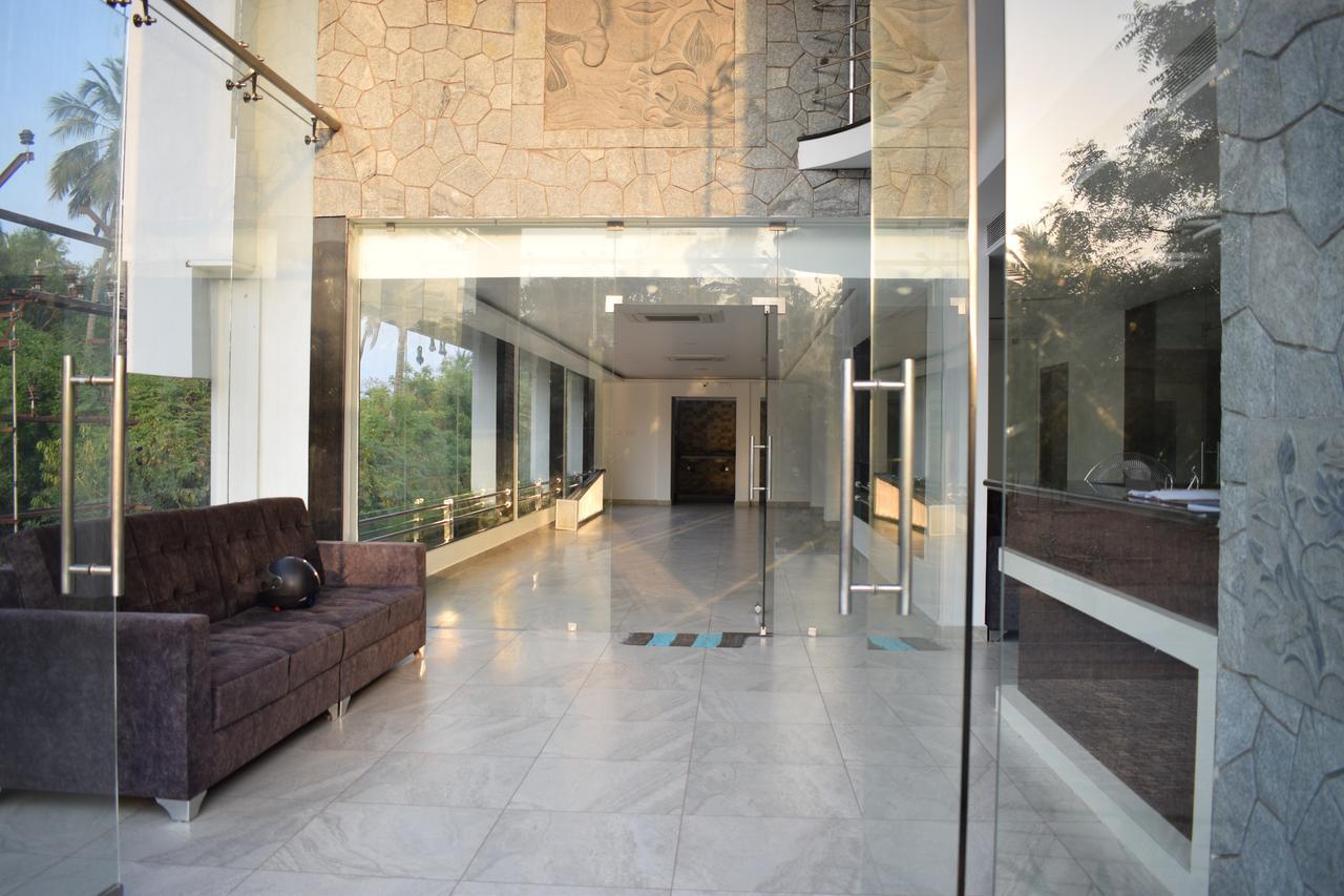 White Pearl Residency Pondicherry Exterior foto
